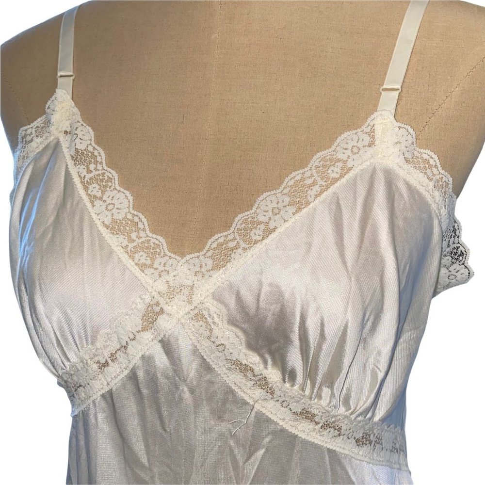 Vintage Sz 36 Camelot White Lace Slip Nightgown